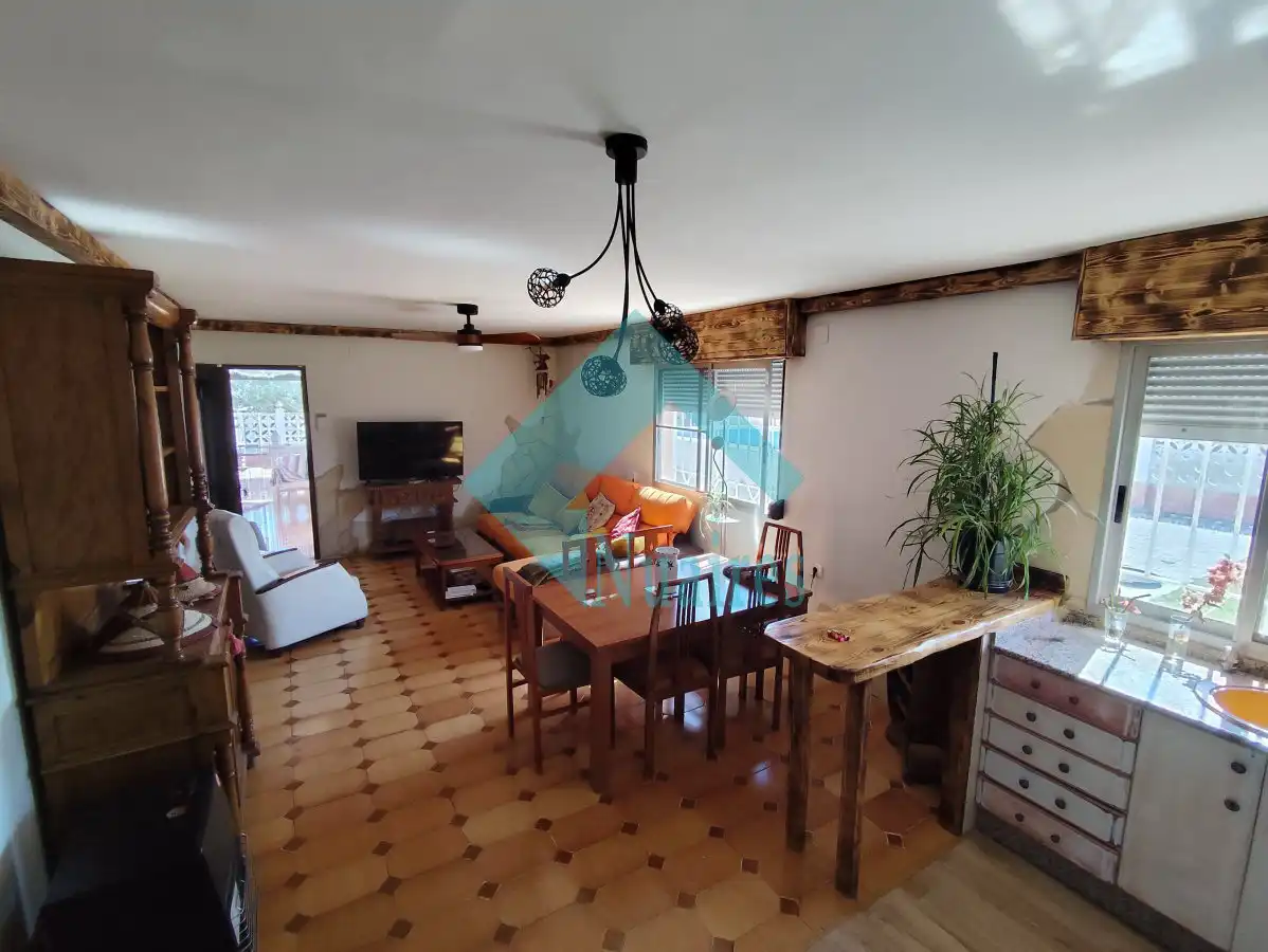 Living room of Houses for rent in Castellón de la Plana / Castelló de la Plana  with Air Conditioner, Private garden and Terrace