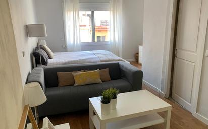 Bedroom of Flat for sale in  Barcelona Capital  with Heating