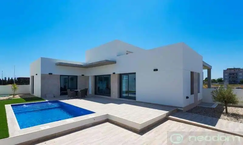 Casa en venda a Daya Nueva