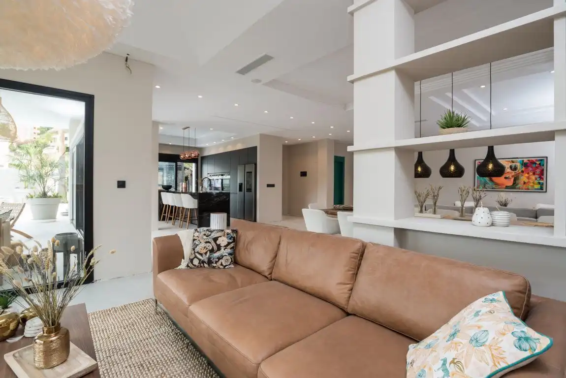 Casa con piscina en venta en Elviria - Cabopino, imagen 3