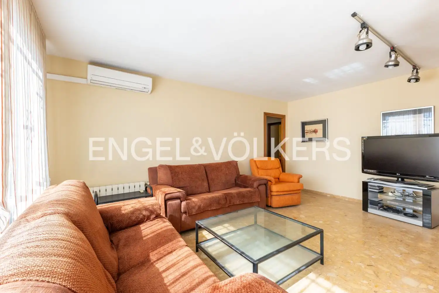Sala d'estar de Àtic en venda en Castellón de la Plana / Castelló de la Plana amb Aire condicionat, Calefacció i Terrassa