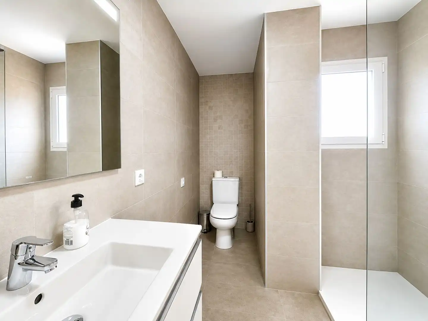 Bathroom of Apartments for rent in Jávea / Xàbia  with Air Conditioner, Terrace and Swimming Pool