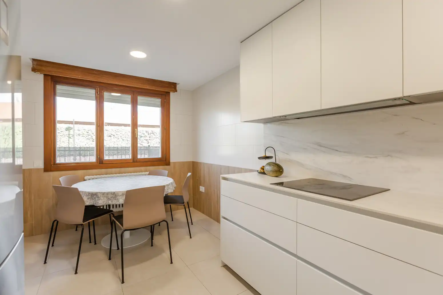 Kitchen of Detached homes for sale in Berrioplano / Berriobeiti  with Heating, Terrace and Furnished