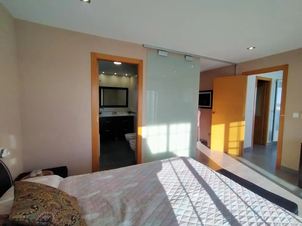 Habitación de Casa o chalet en venta en Oliva con Aire acondicionado, Jardín privado y Terraza