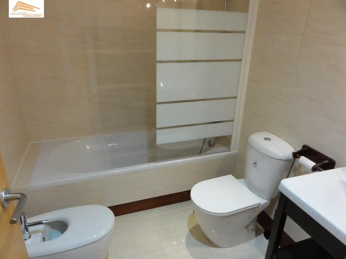 Baño de Piso en venta en Valladolid con Calefacción y Parquet