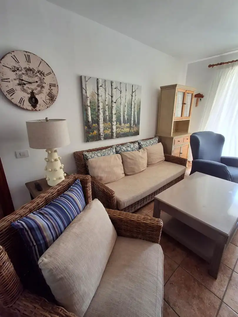 Living room of Duplexes for rent in San Bartolomé de Tirajana  with Terrace, Furnished and Balcony