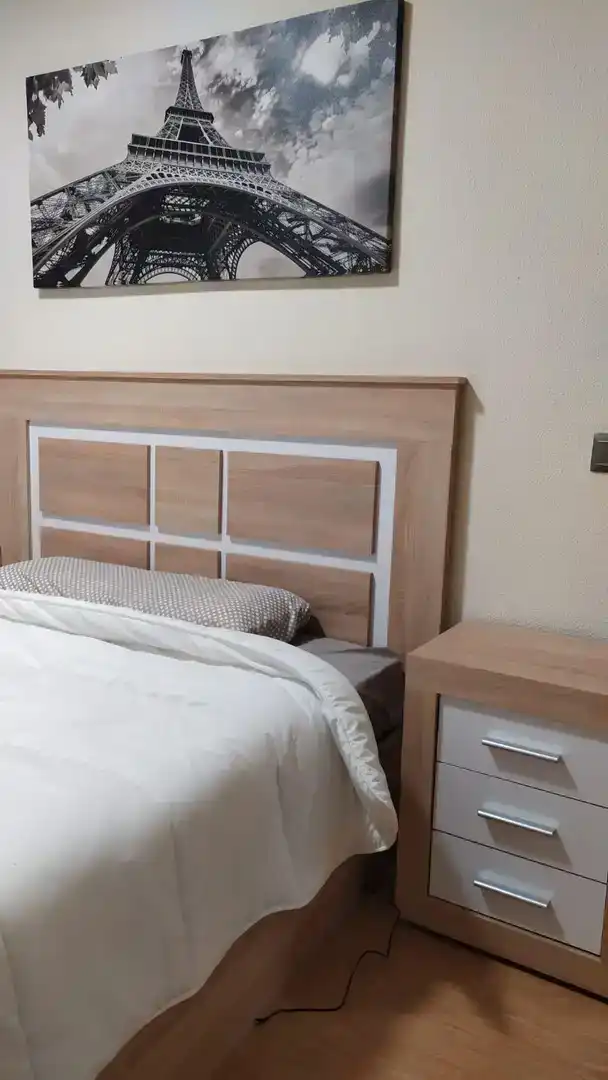 Piso de alquiler en VALLE INCLAN, 8, Carmelitas