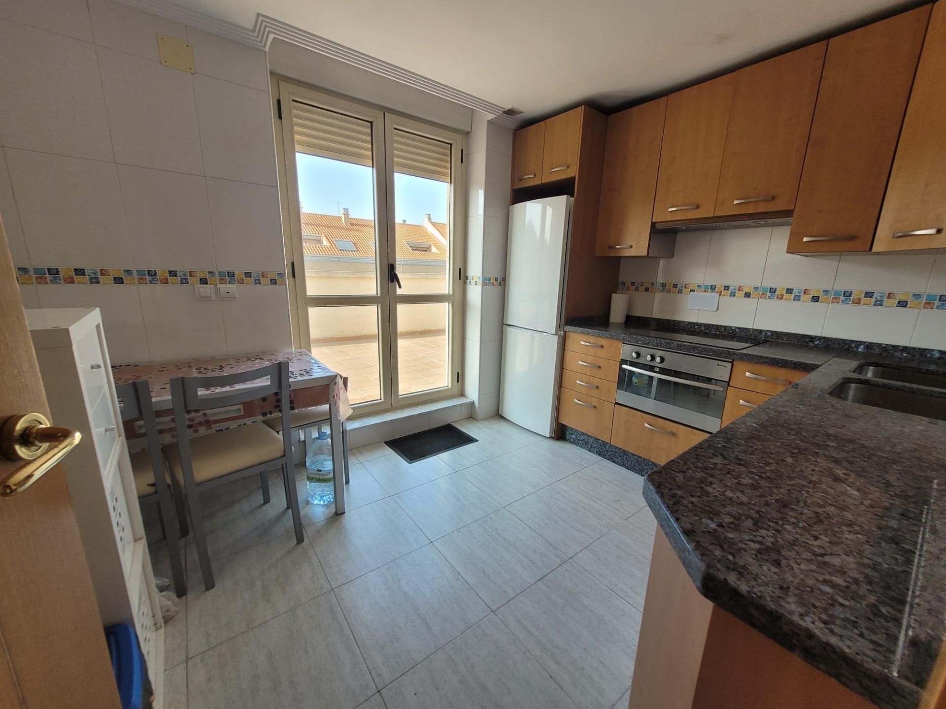 Kitchen of Attic to rent in Salamanca Capital  with Heating and Terrace