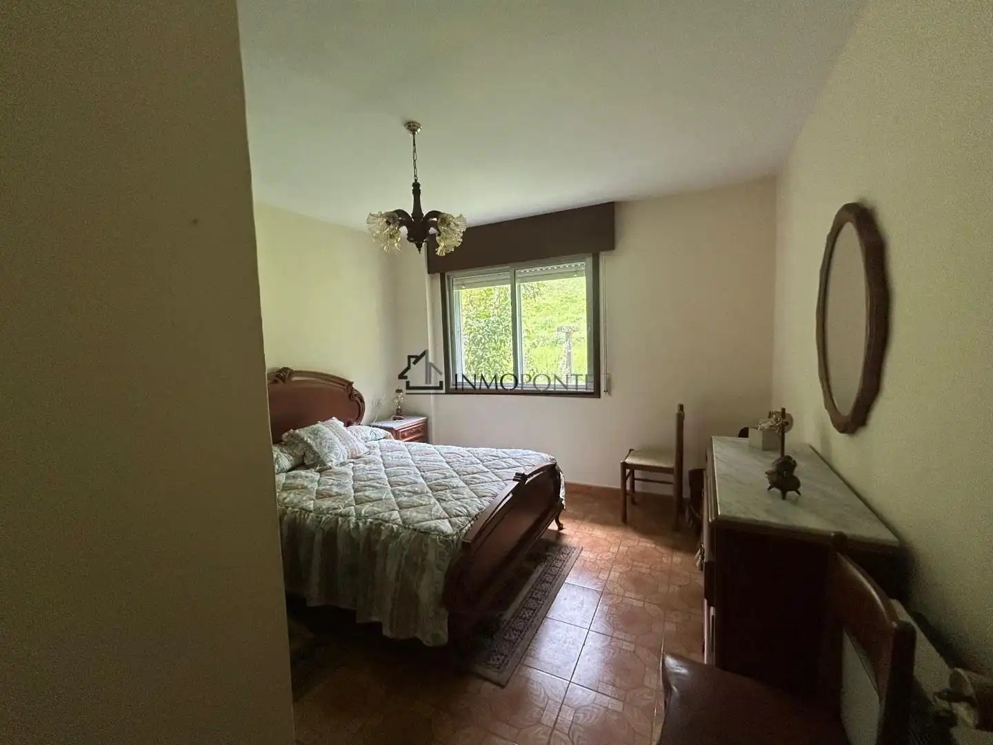Dormitori de Casa o xalet en venda en Forcarei amb Jardí privat