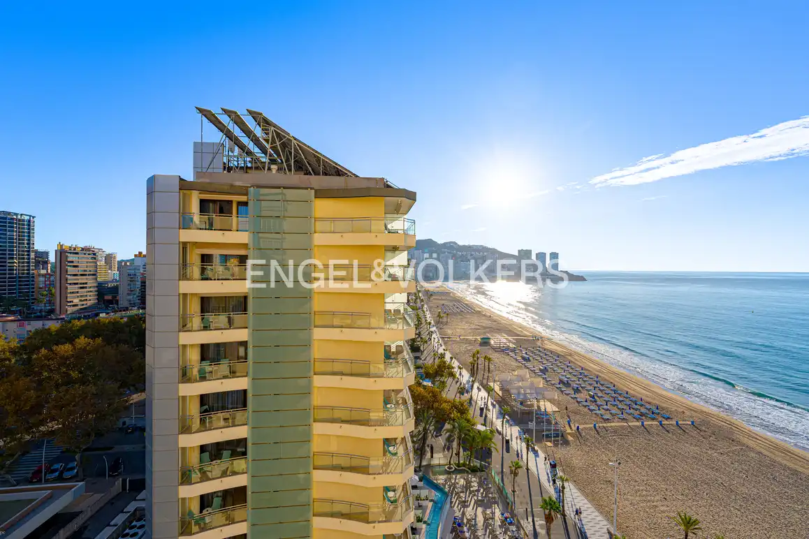Exterior view of Study for sale in Playa Levante