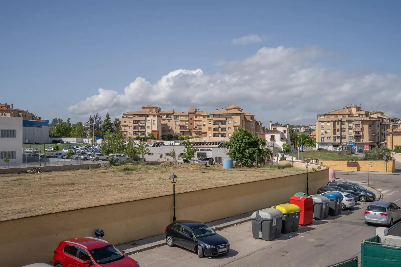 Vista exterior de Casa adosada en venta en Ogíjares con Aire acondicionado, Calefacción y Terraza