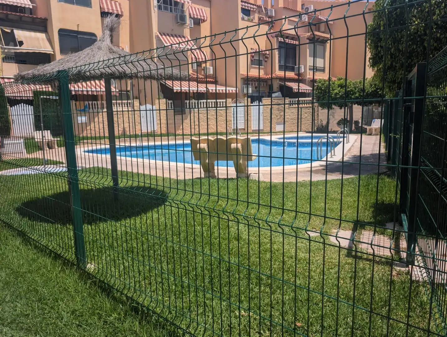 Swimming pool of Houses for sale in San Vicente del Raspeig / Sant Vicent del Raspeig  with Air Conditioner, Heating and Terrace