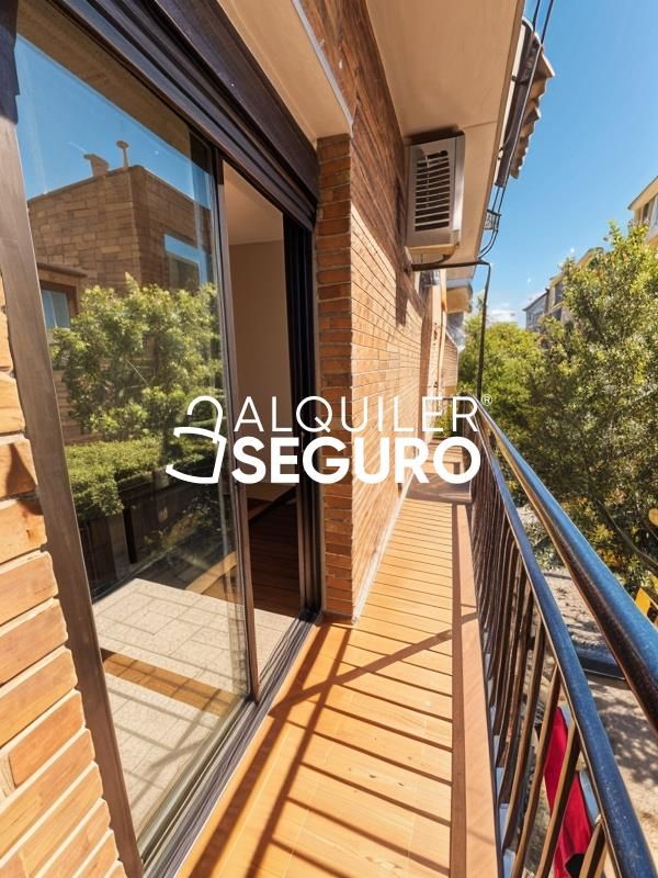 Balcony of Flat to rent in  Madrid Capital  with Air Conditioner, Heating and Terrace