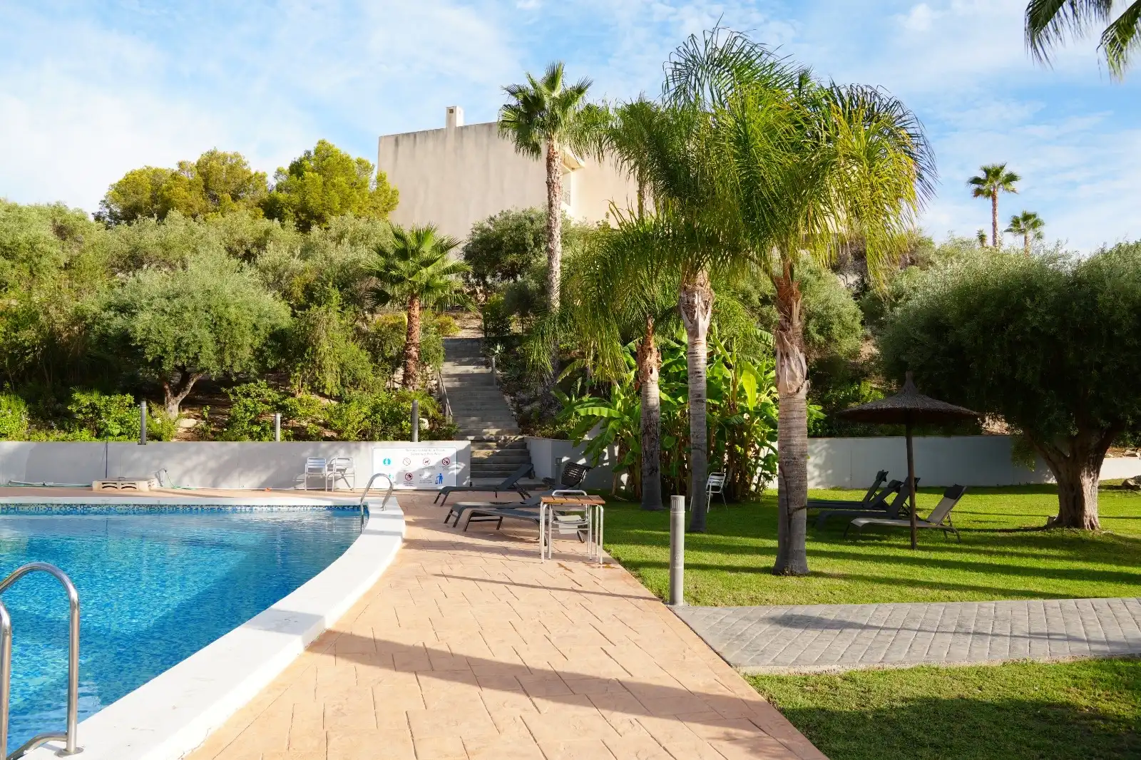 Piscina de Casa o chalet de alquiler en El Campello con Aire acondicionado, Calefacción y Terraza