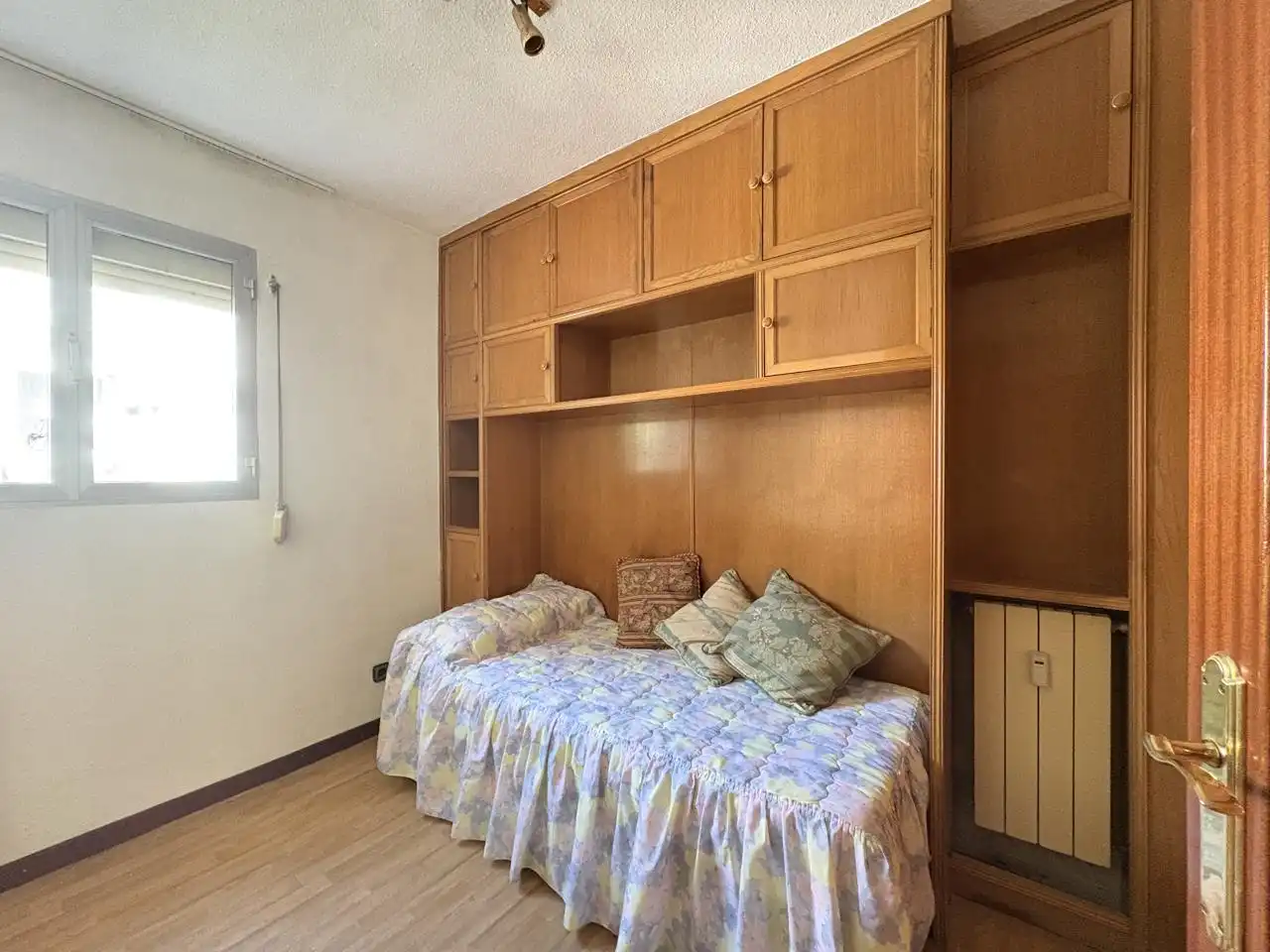 Habitación de Piso de alquiler en Madrid con Aire acondicionado, Calefacción y Parquet