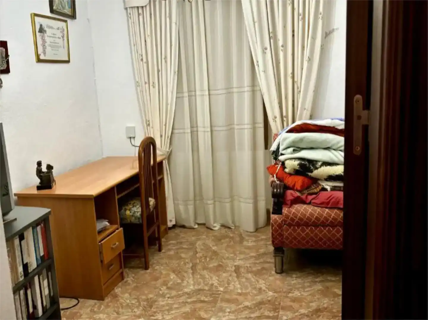 Habitación de Piso en venta en Monturque con Trastero, Amueblado y Balcón