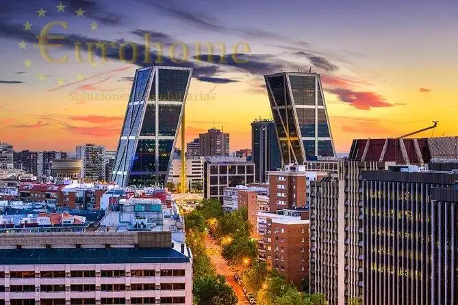 Außenansicht von Wohnung zum Verkauf in Madrid mit Terrasse und Alarm