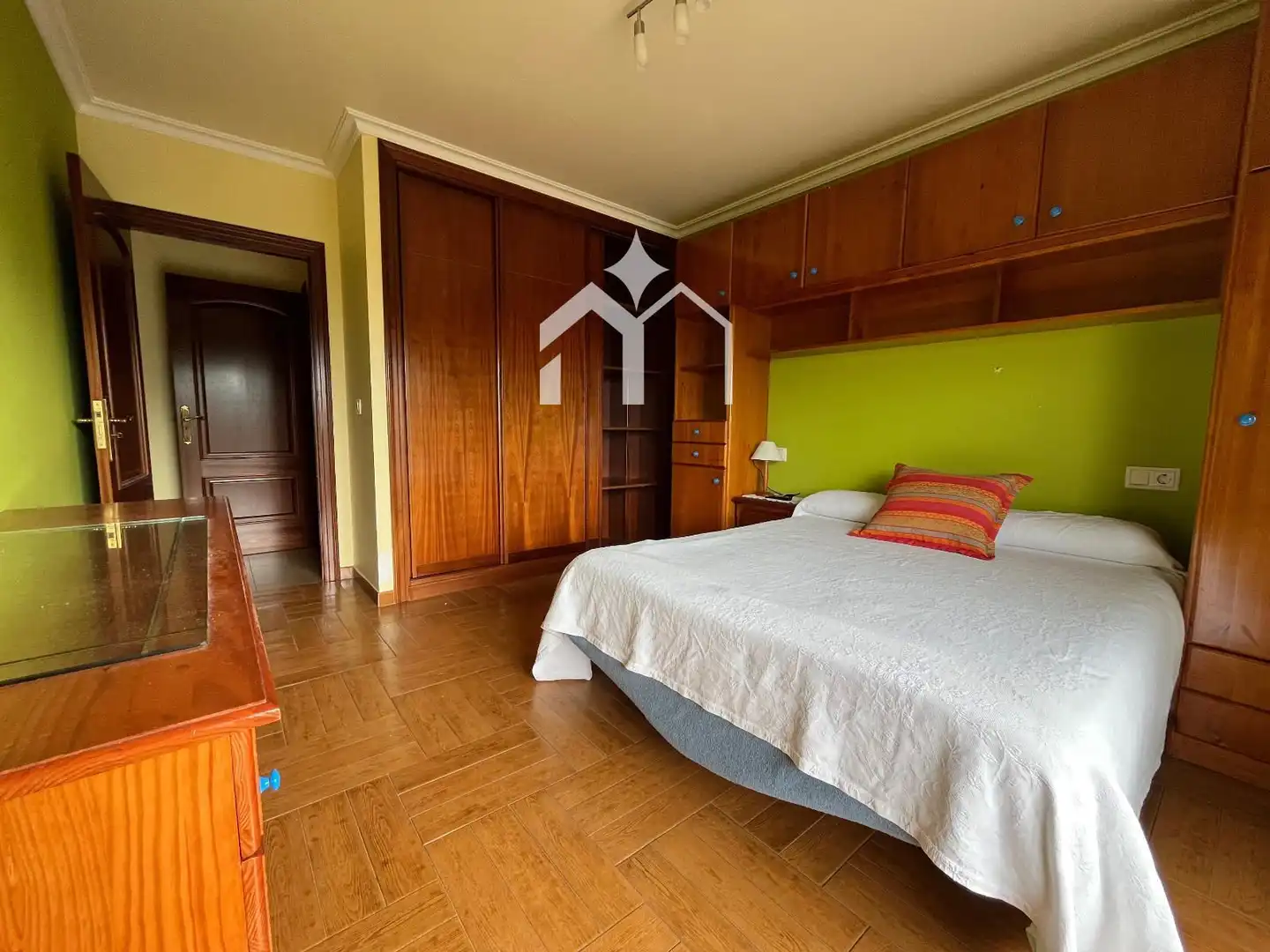 Chalet con jardín en venta en Marín, imagen 13