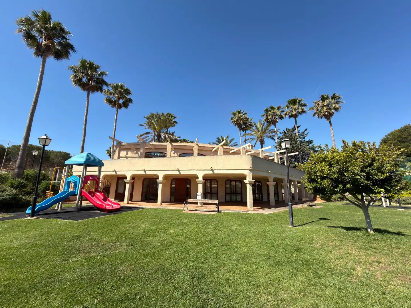 Villa con piscina in vendita a Avenida Avenida Escandinàvia, imagen 14