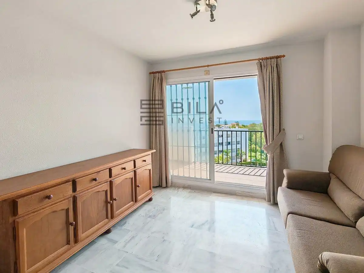 Dormitori de Pis en venda en Mijas amb Piscina, Moblat i Piscina comunitària