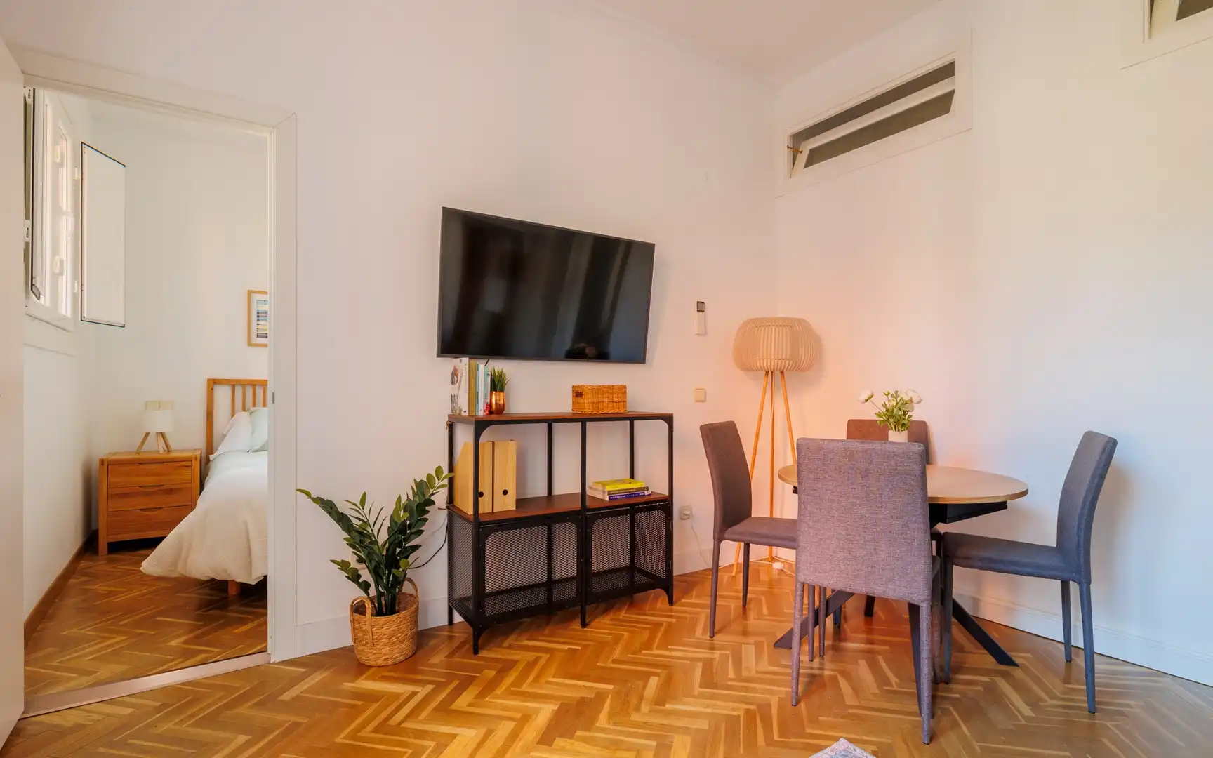 Sala de estar de Piso de alquiler en Madrid con Aire acondicionado, Calefacción y Amueblado