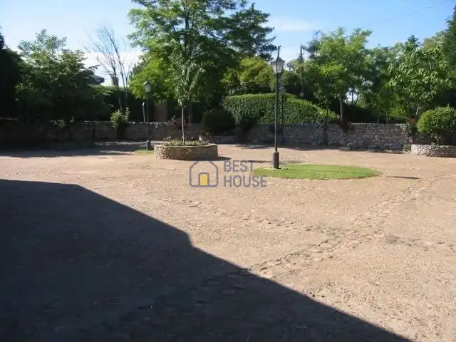 Local de alquiler en Chozas de Abajo con Terraza y Amueblado