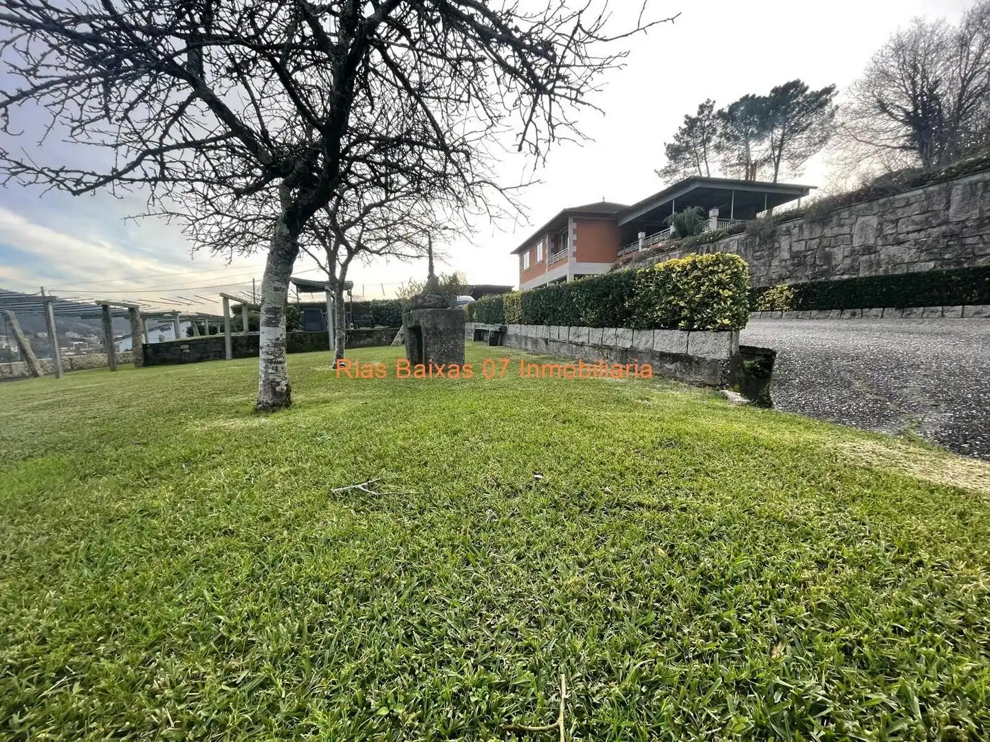 House with garden for sale in Mos