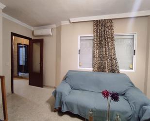 Flat to rent in Paseo de la Redondilla, Centro - Doña Mercedes