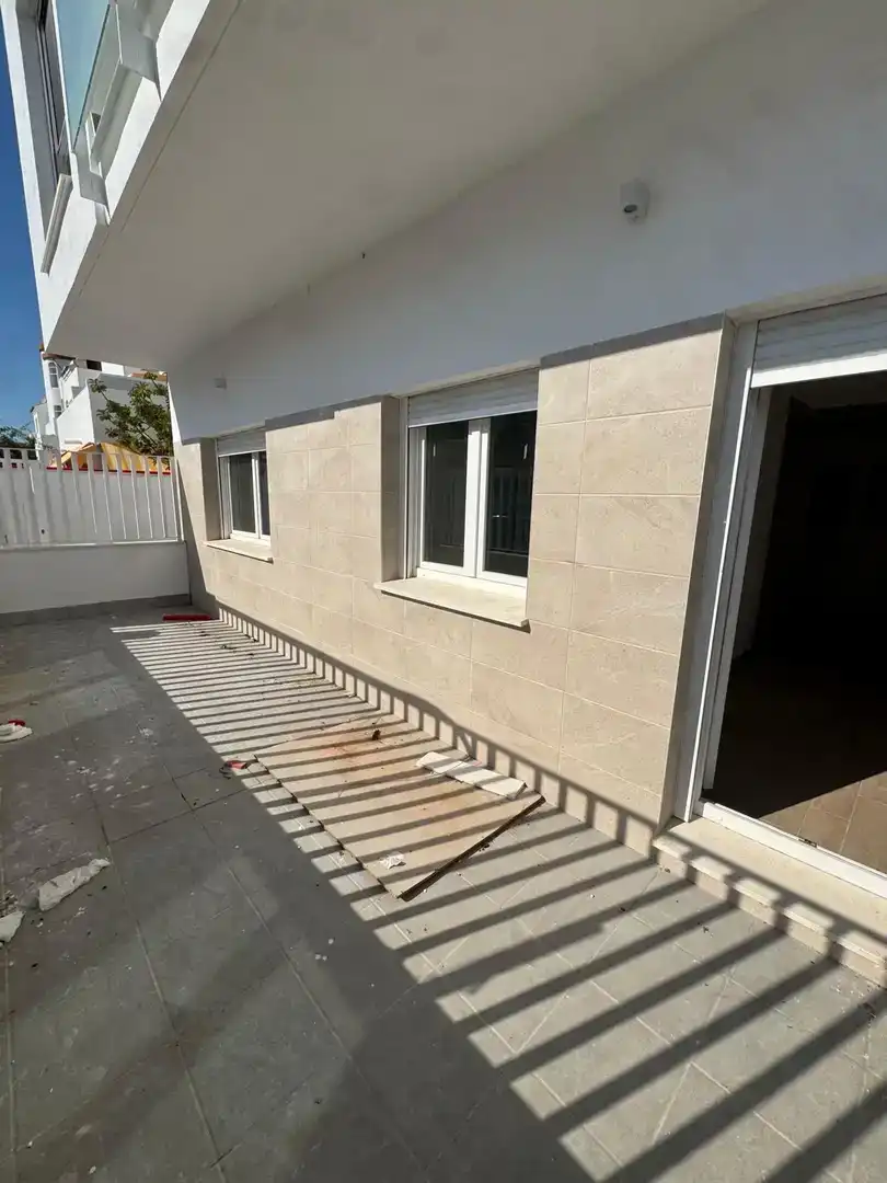 Vista exterior de Apartament en venda en Chiclana de la Frontera