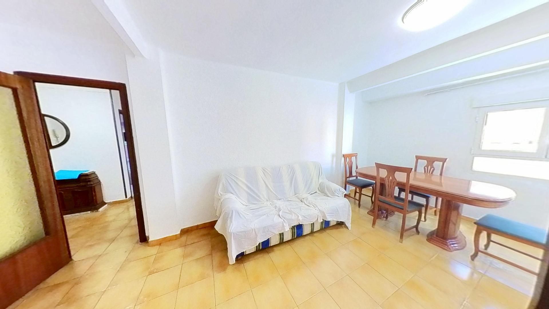 Piso en venta en Calle RAMON MUNTANER, Avenida de la Paz  , Xirivella