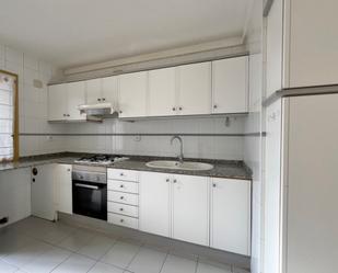 Kitchen of Flat for sale in Reus  with Heating, Terrace and Oven