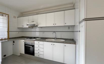 Kitchen of Flat for sale in Reus  with Heating, Terrace and Oven