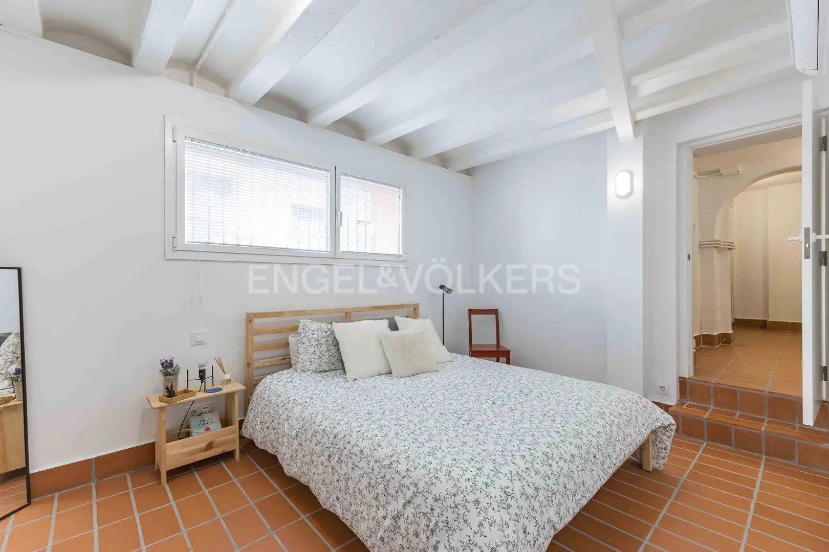 Schlafzimmer von Wohnung zum Verkauf in Barcelona mit Klimaanlage, Heizung und Abstellraum