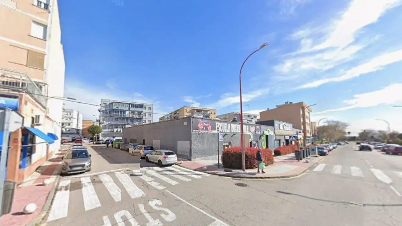 Vista exterior de Piso en venta en Parla