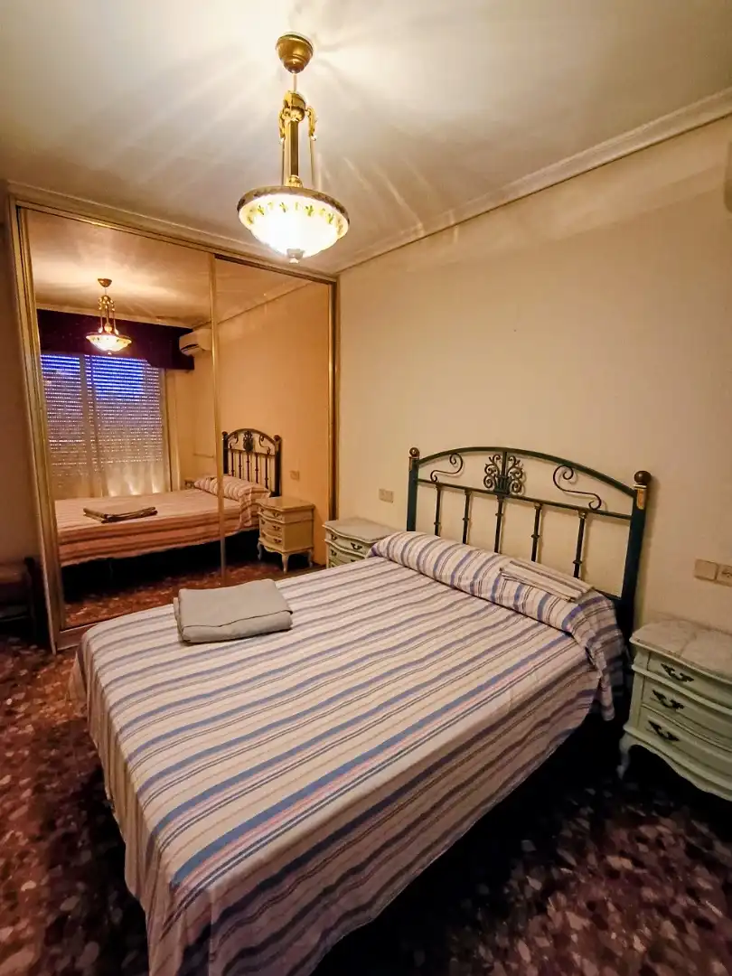 Habitación de Piso en venta en Elche / Elx con Aire acondicionado, Calefacción y Balcón