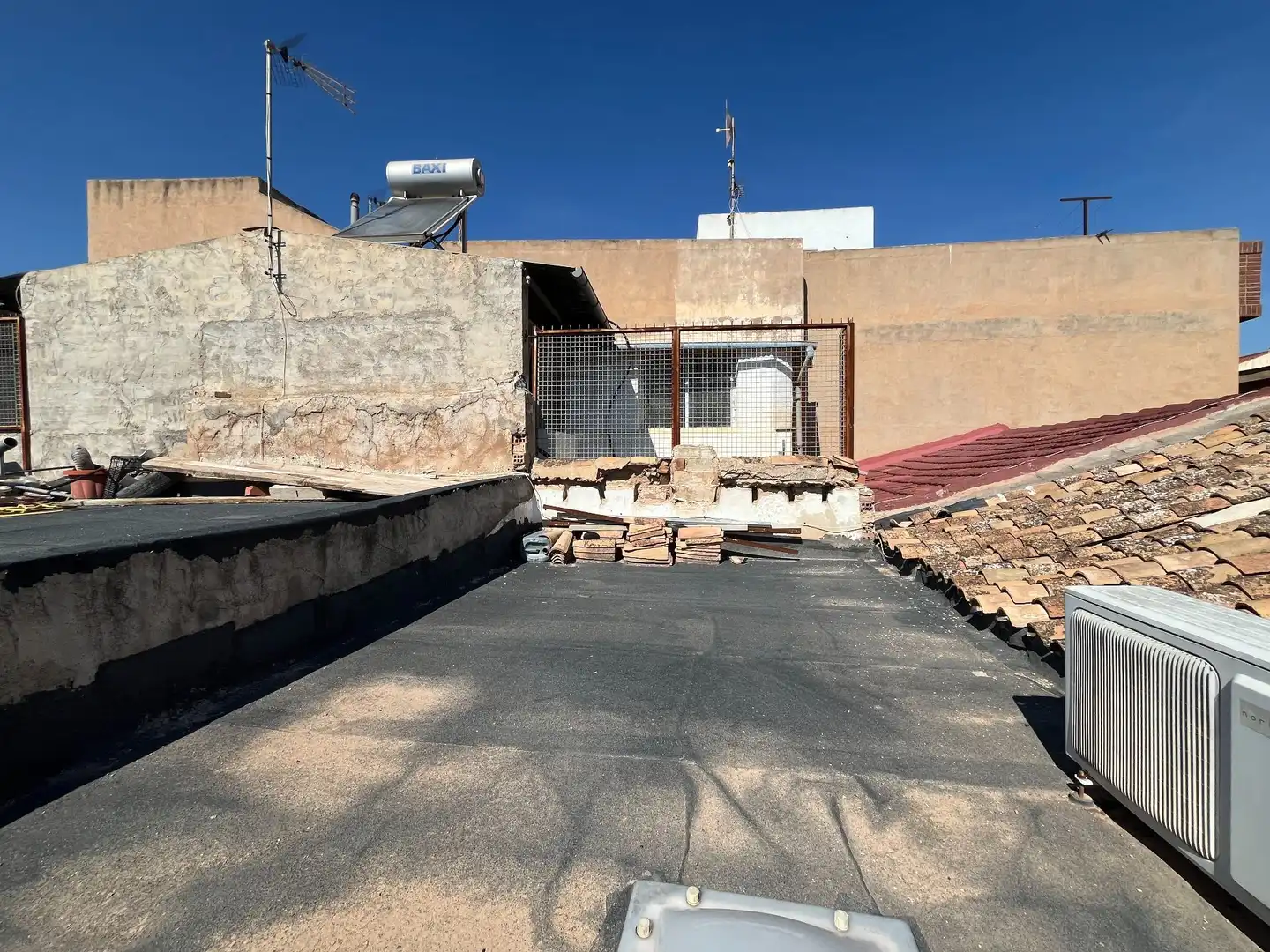 Außenansicht von Einfamilien-Reihenhaus zum Verkauf in Fuente Álamo de Murcia mit Klimaanlage, Terrasse und Möbliert