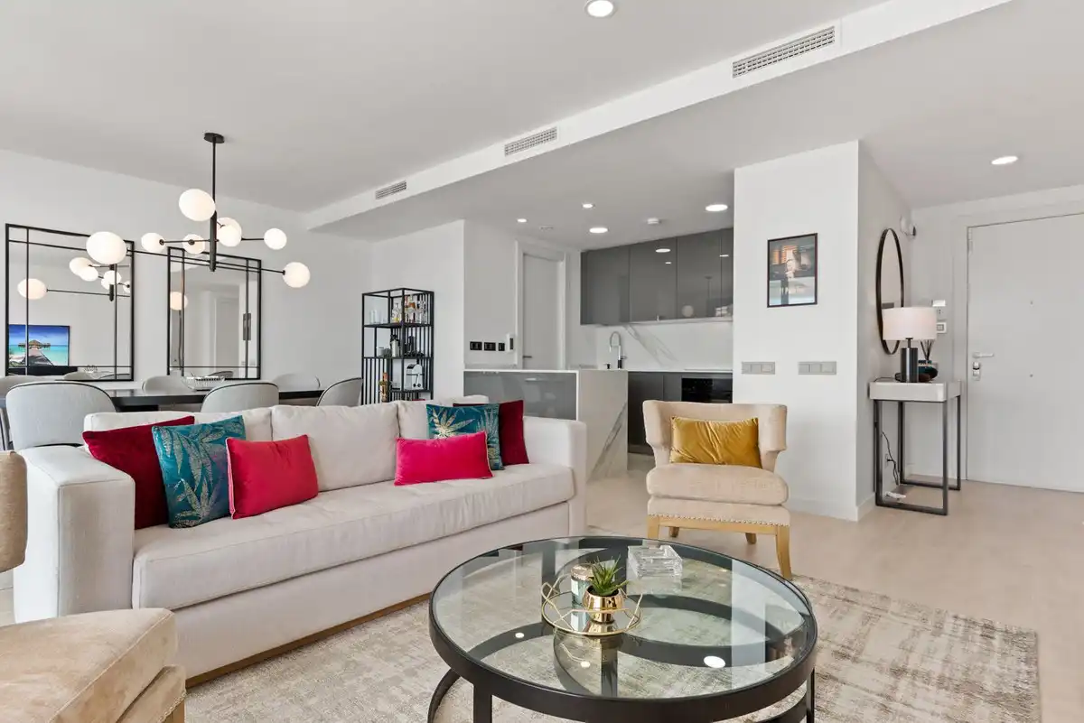 Flat with lift for sale in Avenida de la Resina 105, imagen 2