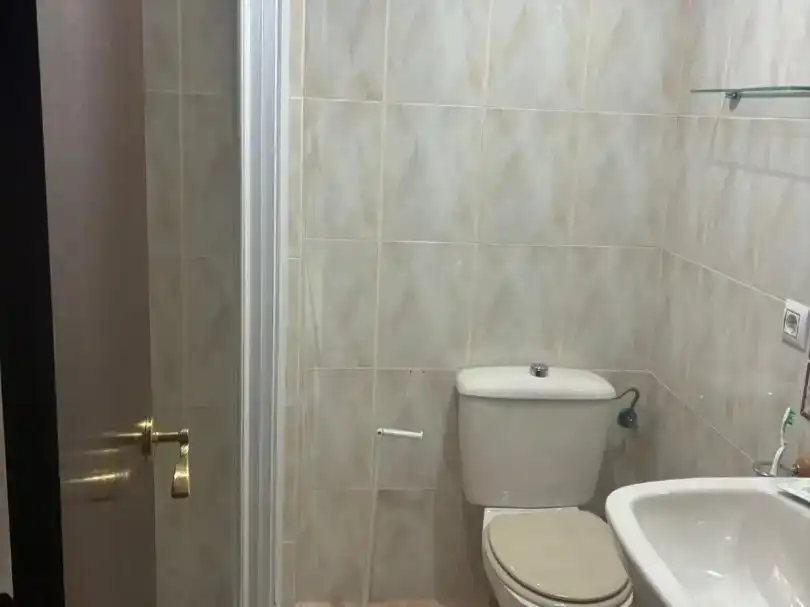 Bany de Pis en venda en Sur