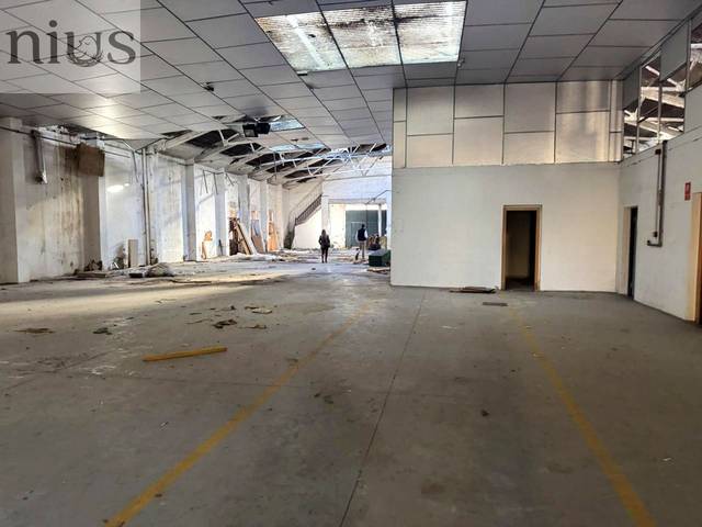 Nave industrial en Venta en País Valencià en Silla