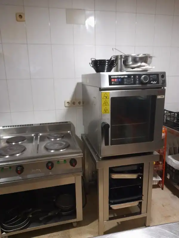 Cuina de Local de lloguer en La Vall d'en Bas