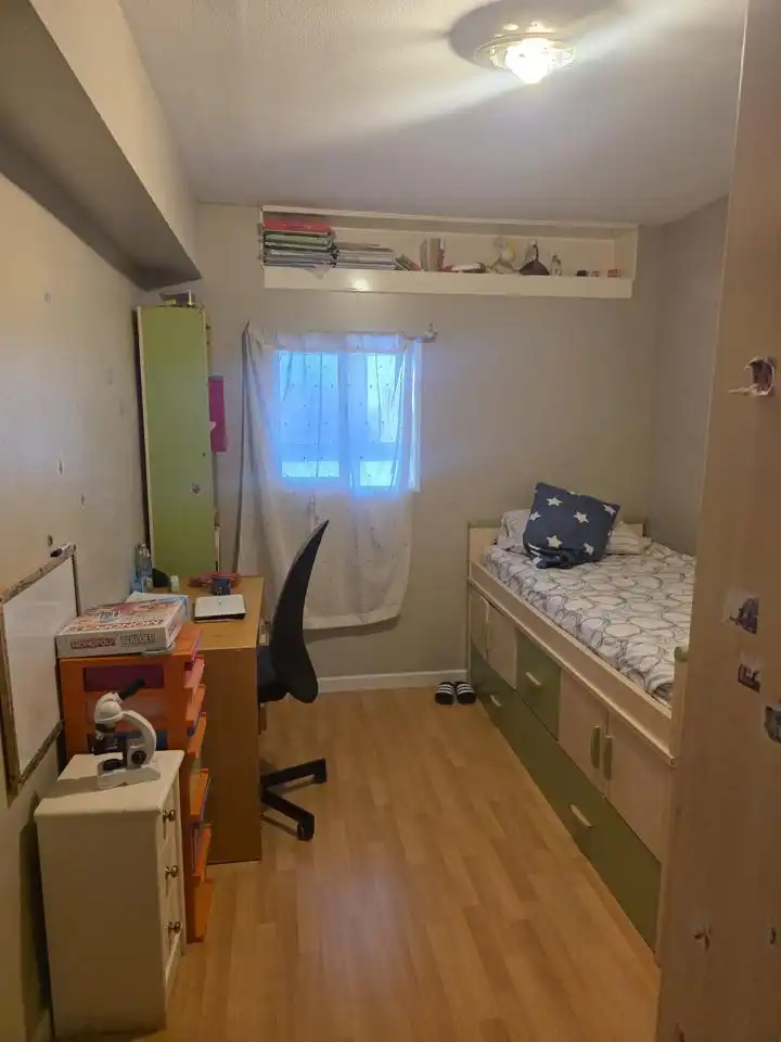 Piso con ascensor en venta en calle dels Comtes d'Urgell, imagen 7