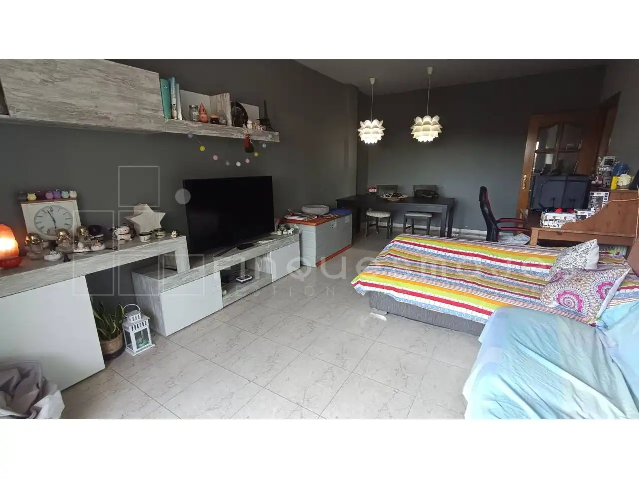Sala d'estar de Pis en venda en Terrassa amb Calefacció, Terrassa i Balcó