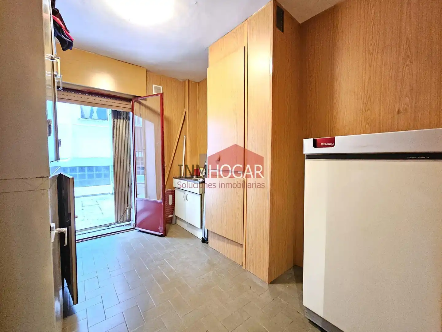 Habitación de Planta baja en venta en Ávila con Calefacción