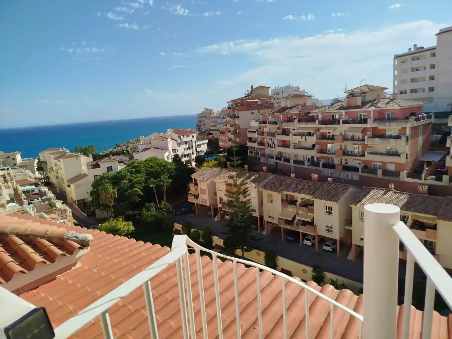 Vista exterior de Piso en venta en Benalmádena con Aire acondicionado, Terraza y Piscina