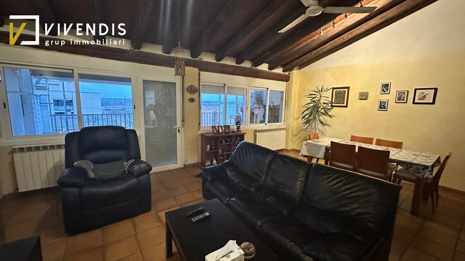 Sala d'estar de Casa o xalet en venda en Sudanell amb Aire condicionat, Terrassa i Balcó