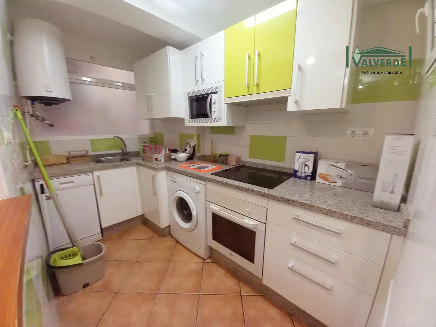 Wohnung zur Miete in Calle Puentezuelas, Centro - Sagrario