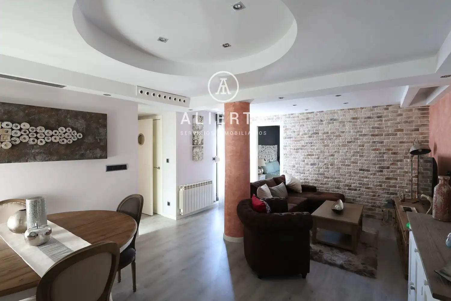 Living room of Flat for rent in Zaragoza  with Air Conditioner and Heating