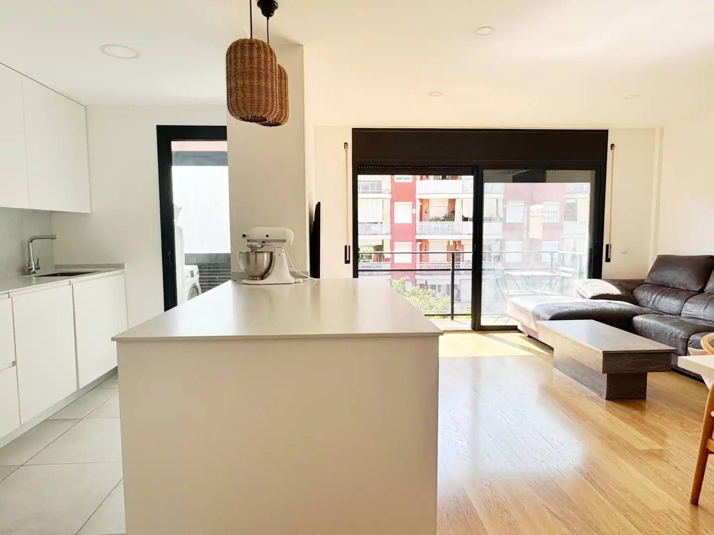 Cocina de Piso en venta en Castelldefels con Aire acondicionado, Jardín privado y Amueblado