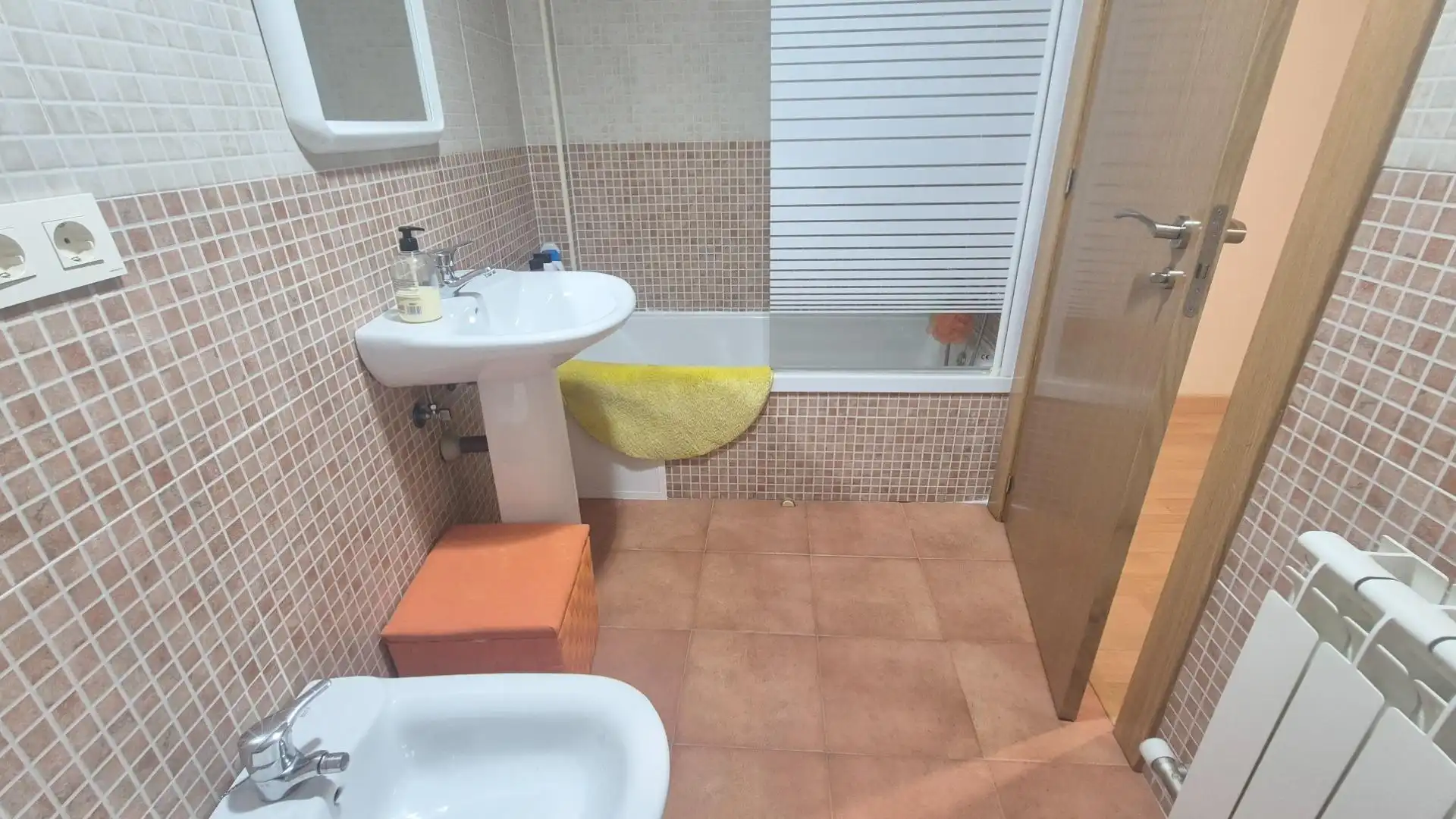 Badezimmer von Wohnung zum Verkauf in Calzada de Valdunciel mit Heizung und Möbliert