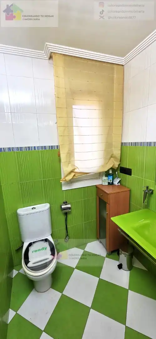 Bathroom of Houses for sale in Sariegos  with Air Conditioner, Heating and Private garden
